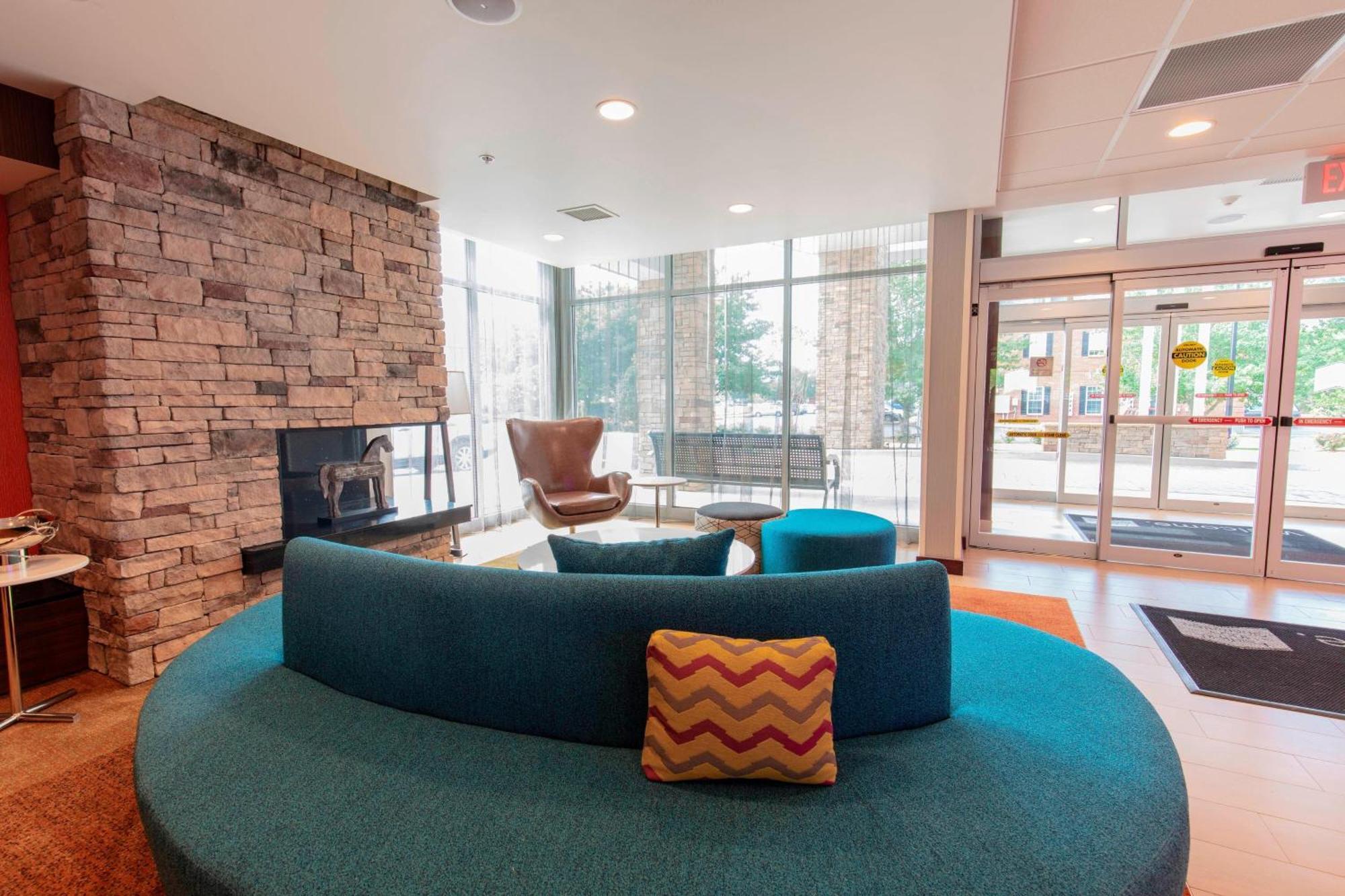 Fairfield Inn & Suites By Marriott Atlanta Woodstock Buitenkant foto